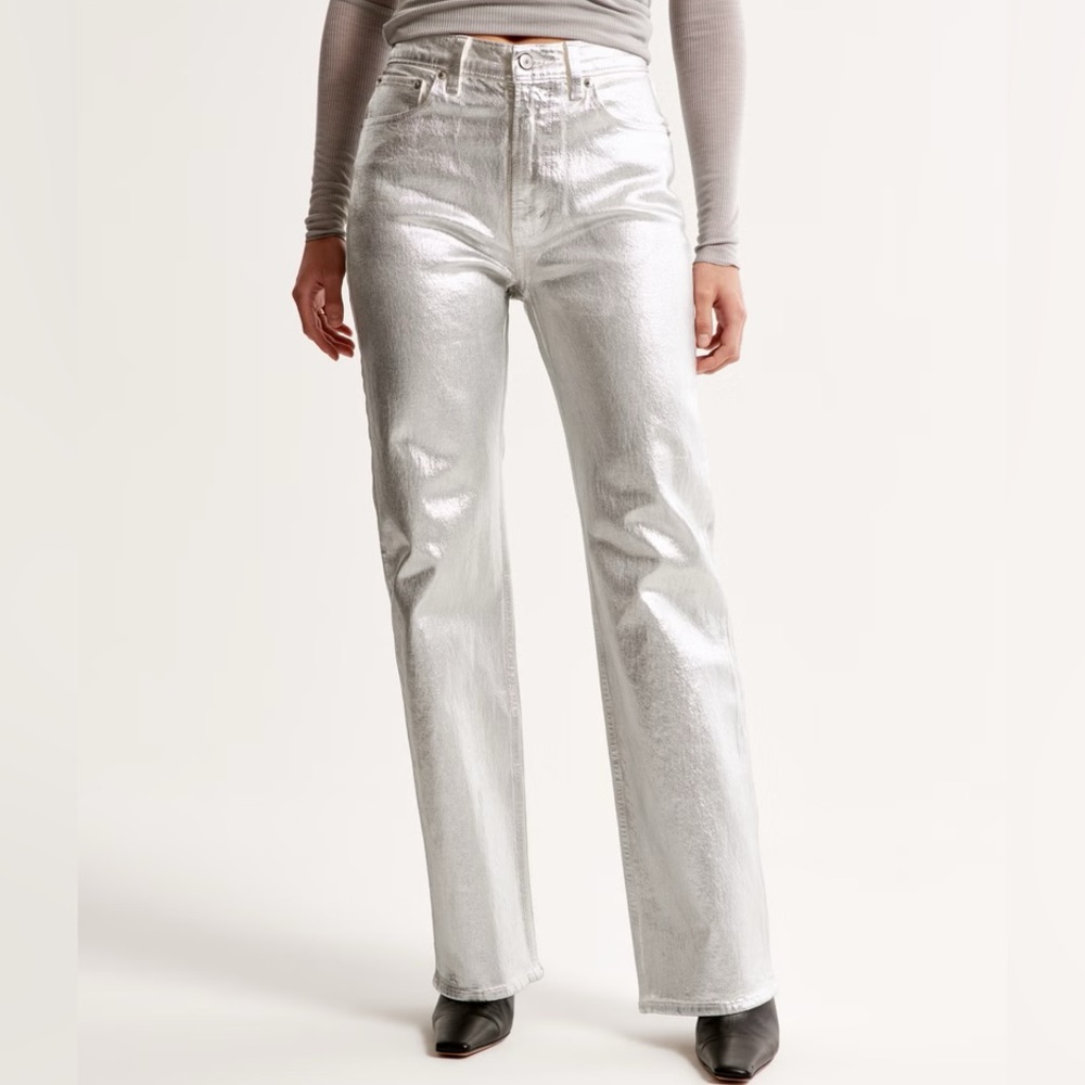 Abercrombie & Fitch The 90s Straight Ultra High Rise Silver pants